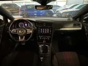 Volkswagen Golf (2019) thumbnail 4