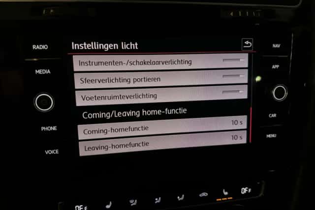 Volkswagen Golf (2019) thumbnail 32