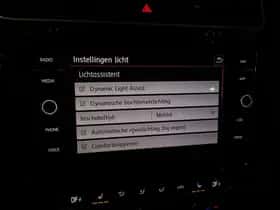 Volkswagen Golf (2019) thumbnail 33