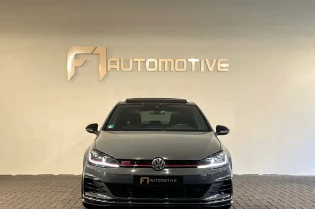 Volkswagen Golf (2019) thumbnail 9