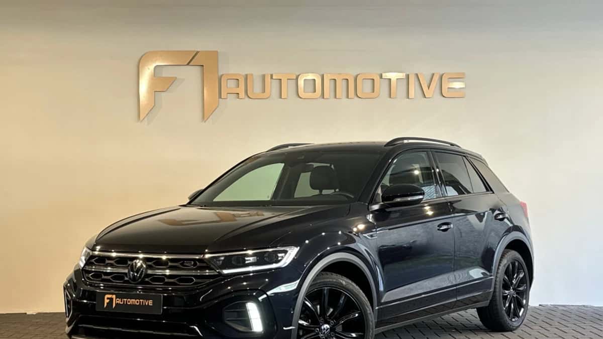 Volkswagen T-Roc (2022) — foto 1