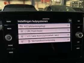 Volkswagen T-Roc (2022) thumbnail 27