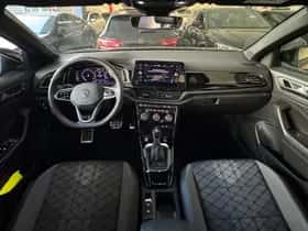 Volkswagen T-Roc (2022) thumbnail 4