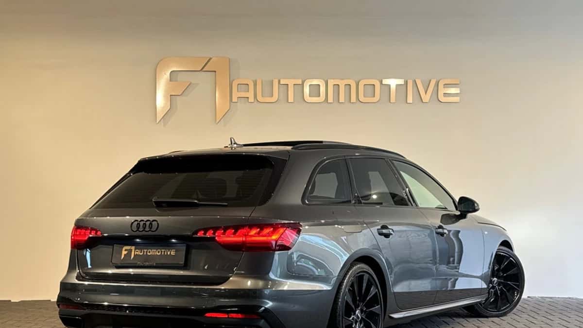 Audi A4 (2019) — foto 1