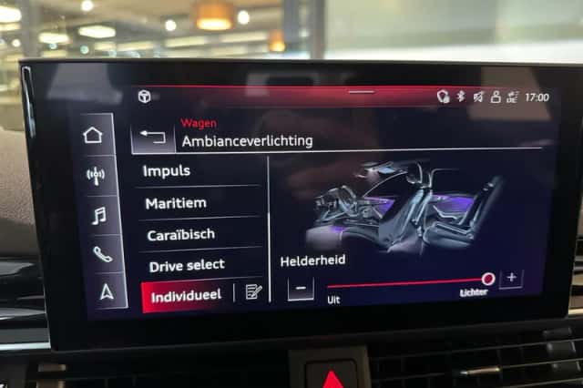 Audi A4 (2019) thumbnail 32
