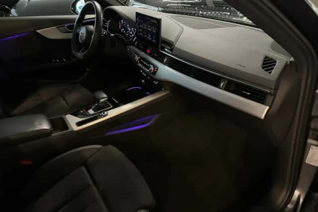 Audi A4 (2019) thumbnail 35