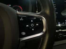 Volvo XC60 (2020) thumbnail 16