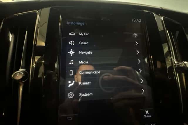 Volvo XC60 (2020) thumbnail 25