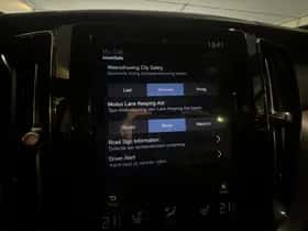 Volvo XC60 (2020) thumbnail 30