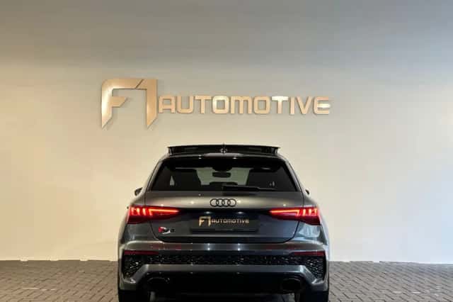 Audi RS3 (2022) thumbnail 11