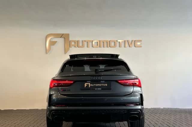 Audi RSQ3 (2021) thumbnail 11