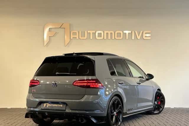 Volkswagen Golf (2019) thumbnail 3