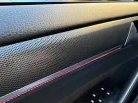 Volkswagen Golf (2019) thumbnail 24