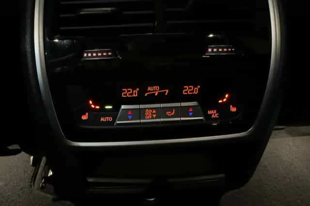 BMW X5 (2020) thumbnail 26