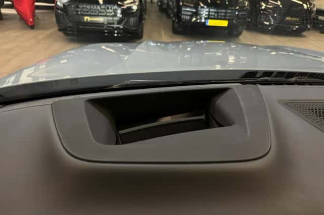 BMW X5 (2023) thumbnail 15