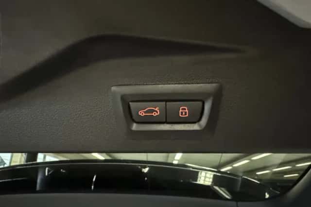 BMW X5 (2023) thumbnail 26