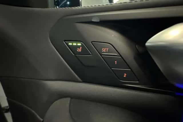 BMW X5 (2023) thumbnail 37