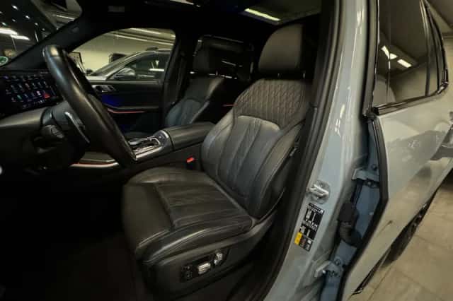 BMW X5 (2023) thumbnail 6