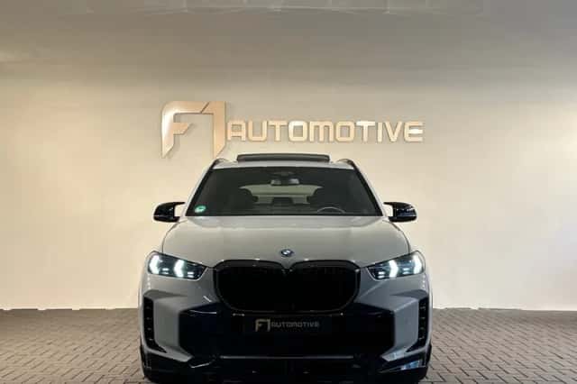 BMW X5 (2023) thumbnail 9