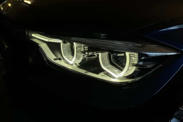 BMW 3-Serie (2016) thumbnail 23