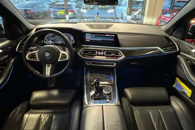 BMW X5 (2022) thumbnail 4
