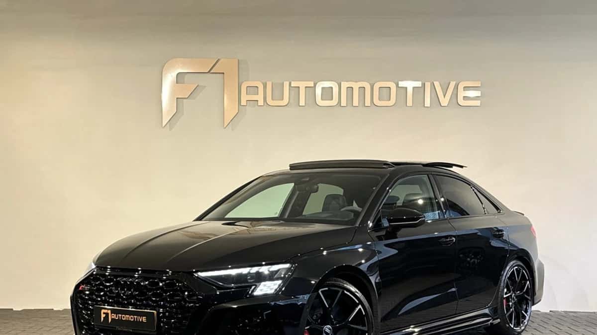 Audi RS3 (2022) — foto 1