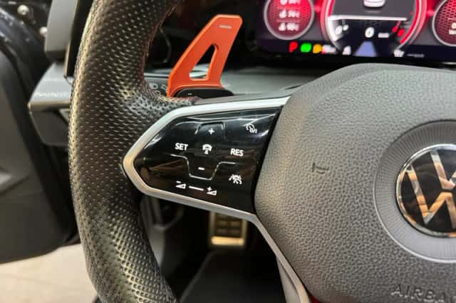 Volkswagen Golf (2020) thumbnail 16