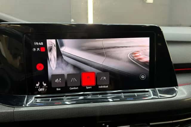Volkswagen Golf (2020) thumbnail 29