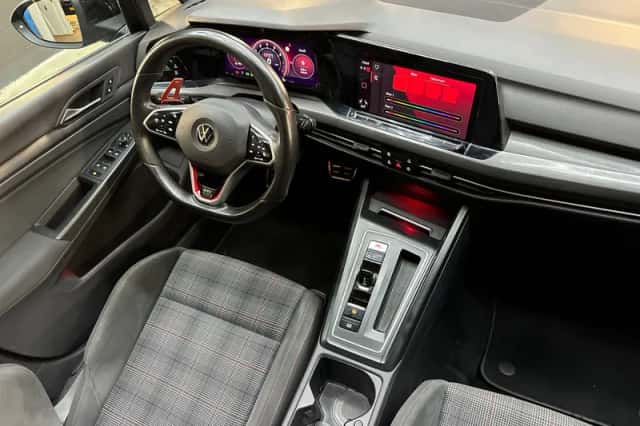 Volkswagen Golf (2020) thumbnail 30