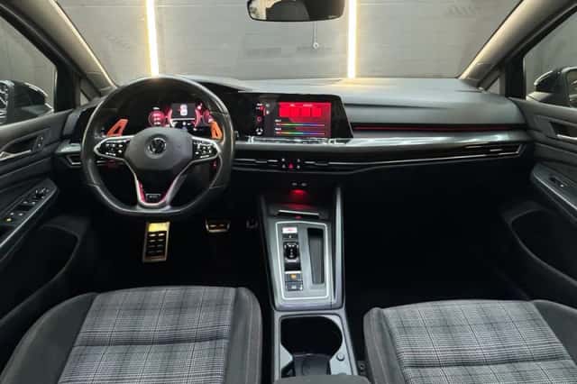 Volkswagen Golf (2020) thumbnail 4