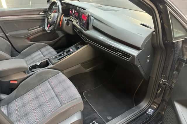 Volkswagen Golf (2020) thumbnail 31