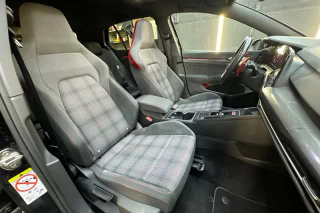 Volkswagen Golf (2020) thumbnail 32