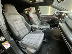 Volkswagen Golf (2020) thumbnail 32