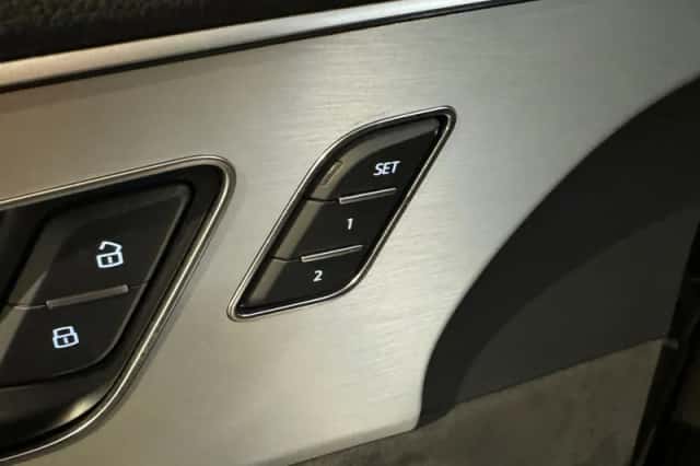 Audi Q7 (2020) thumbnail 18