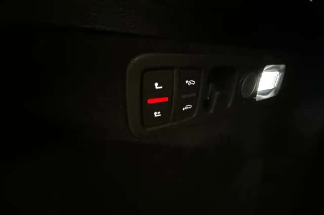Audi Q7 (2020) thumbnail 29
