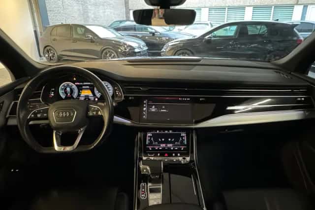 Audi Q7 (2020) thumbnail 4