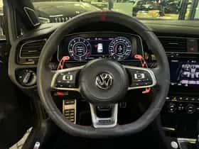 Volkswagen Golf (2019) thumbnail 17