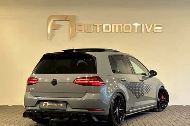 Volkswagen Golf (2019) thumbnail 3