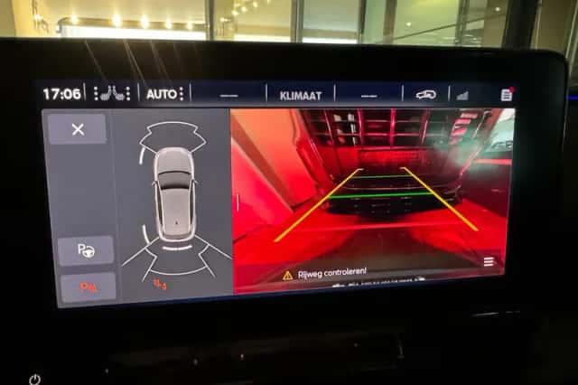CUPRA Leon (2021) thumbnail 22