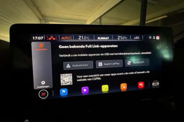 CUPRA Leon (2021) thumbnail 23