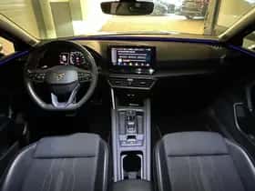 CUPRA Leon (2021) thumbnail 4