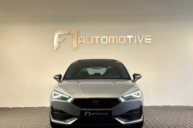 CUPRA Leon (2021) thumbnail 9