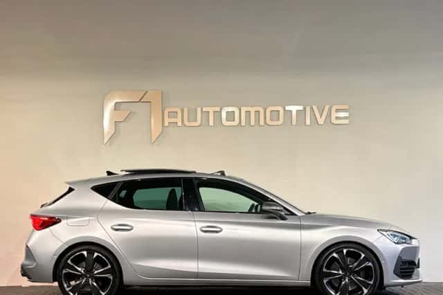 CUPRA Leon (2021) thumbnail 10
