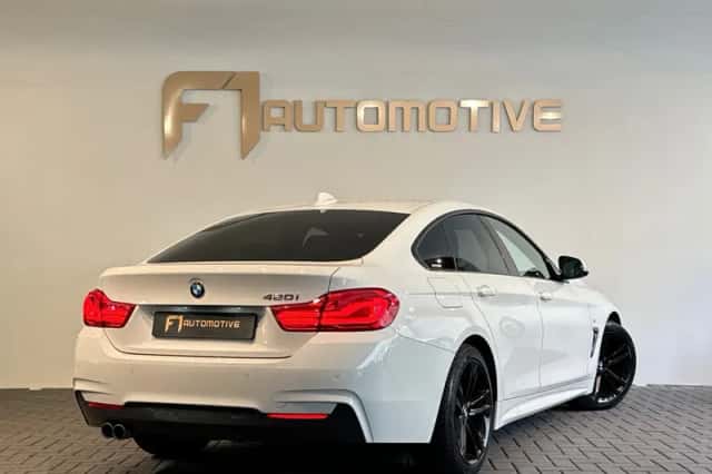 BMW 4-Serie (2018) thumbnail 3