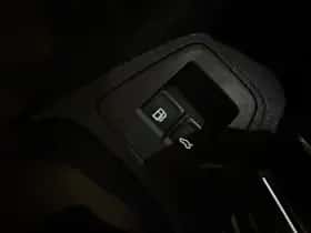 Volkswagen Tiguan (2021) thumbnail 19