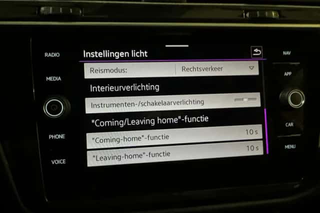 Volkswagen Tiguan (2021) thumbnail 35