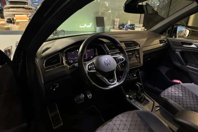 Volkswagen Tiguan (2021) thumbnail 5