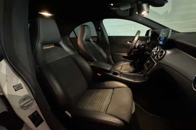 Mercedes-Benz CLA-Klasse (2017) thumbnail 28