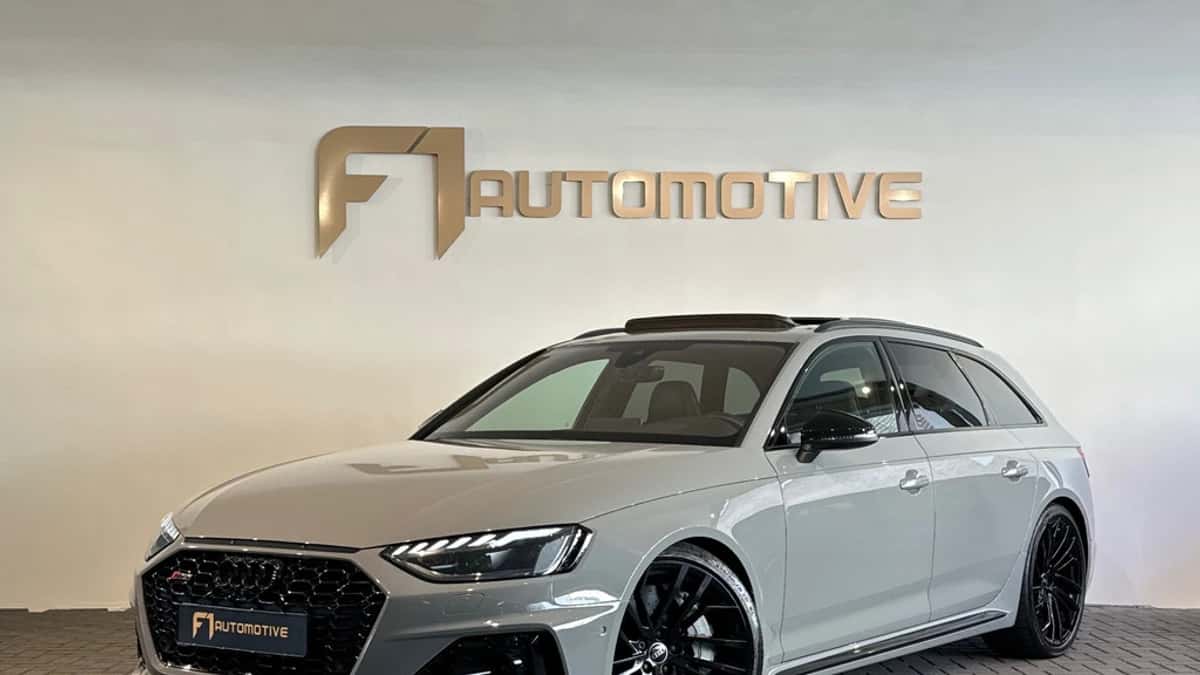 Audi RS4 (2021) — foto 1