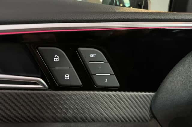 Audi RS4 (2021) thumbnail 25